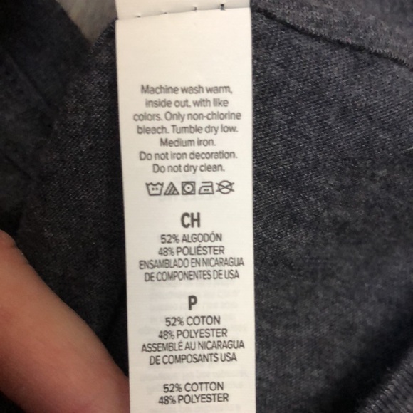 3/$25 Women’s small Ford tee built Ford tough - Picture 4 of 5